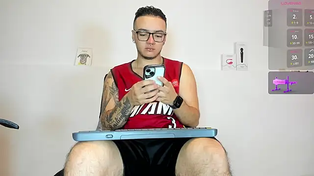 male pussy online show from February 2025 02:54:02 PM