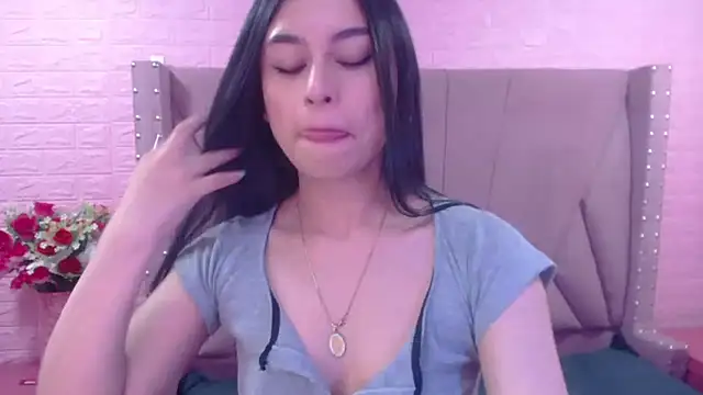 Snapshot of MelodySweett chatting on December 2024 03:07:02 AM MelodySweett online show from December 2024 03:07:02 AM