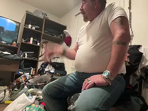 Snapshot of JakTRipr chatting on February 2025 09:43:02 AM JakTRipr online show from February 2025 09:43:02 AM