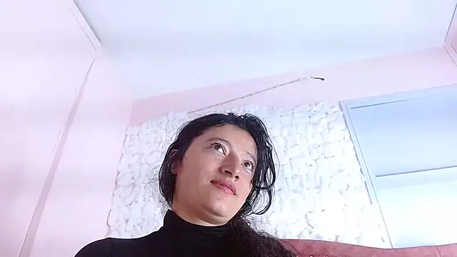 Snapshot of lunazulsj chatting on January 2025 04:46:01 PM lunazulsj online show from January 2025 04:46:01 PM