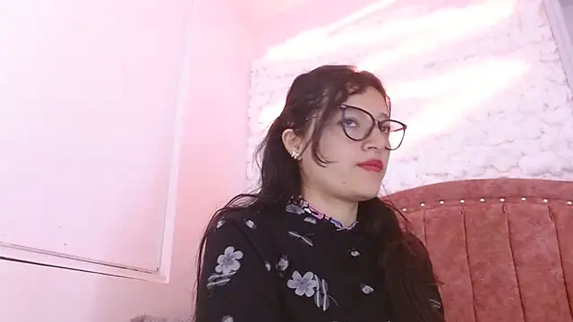 Snapshot of lunazulsj chatting on January 2025 01:21:01 PM lunazulsj online show from January 2025 01:21:01 PM