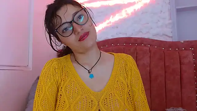 Snapshot of lunazulsj chatting on January 2025 03:44:01 PM lunazulsj online show from January 2025 03:44:01 PM