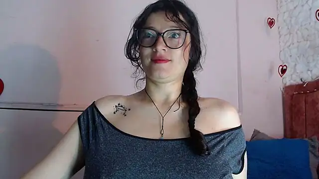 Snapshot of lunazulsj chatting on March 2025 12:59:02 PM lunazulsj online show from March 2025 12:59:02 PM