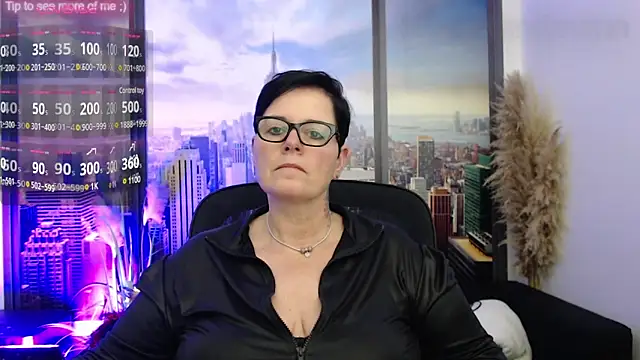 ninarandmann online show from December 2024 05:03:01 PM