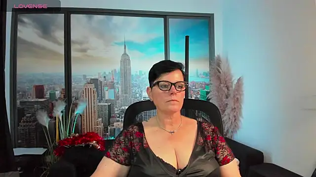 ninarandmann online show from October 2025 05:14:02 PM