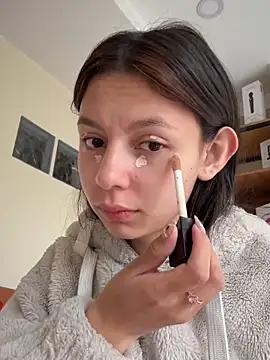 Snapshot of Bonniepark chatting on October 2025 01:02:02 PM Bonniepark online show from October 2025 01:02:02 PM