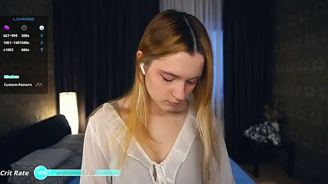 MariamAven online show from November 2025 06:25:01 AM