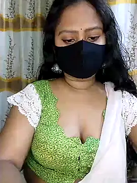 Idhika Paul online show from February 2025 09:15:02 PM