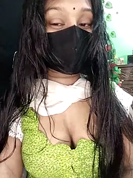 Idhika Paul online show from October 2025 05:25:01 PM