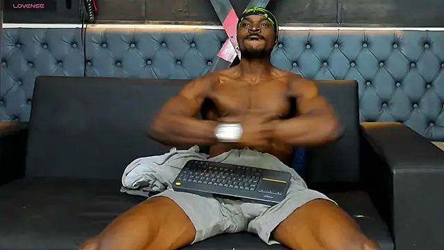 Terrance z online show from November 2025 09:06:02 PM