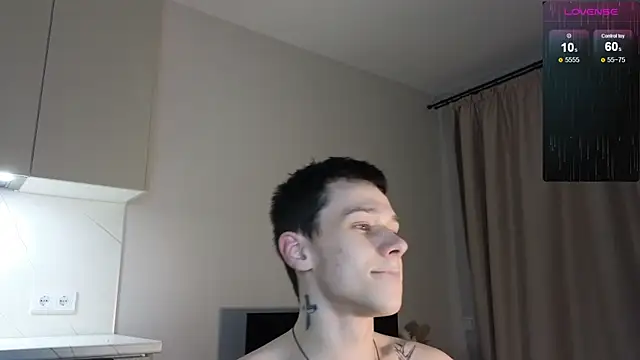 R1mmo   online show from November 2025 05:13:02 PM