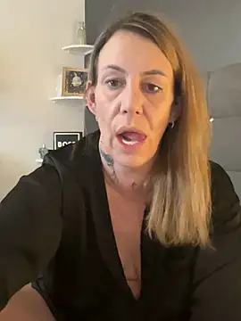 blondebitch2 online show from February 2025 01:11:02 PM