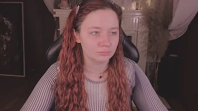 carolina elf online show from November 2025 12:49:02 PM