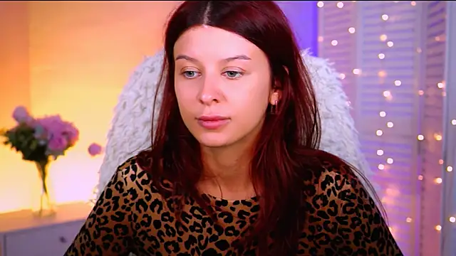 NicoleMun online show from October 2025 01:41:02 PM