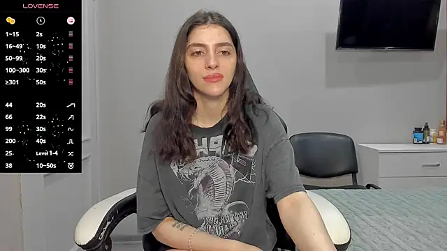 Snapshot of broosnica1 chatting on October 2025 10:04:01 AM broosnica1 online show from October 2025 10:04:01 AM