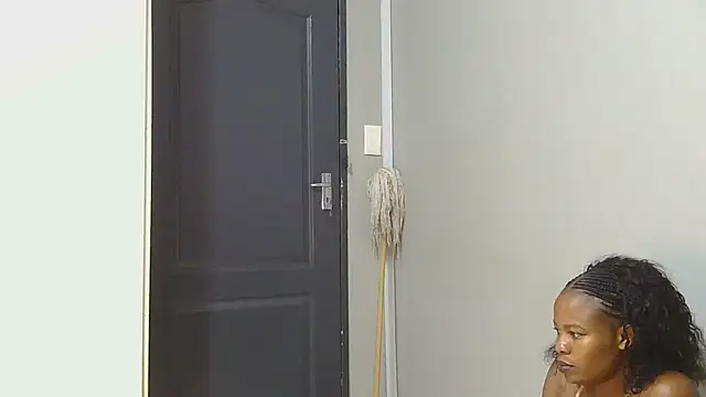 Snapshot of punkyxxx chatting on November 2025 05:46:01 AM punkyxxx online show from November 2025 05:46:01 AM