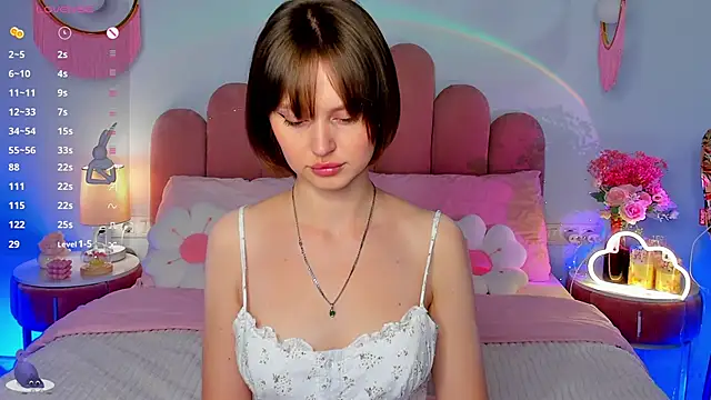 MaryLew online show from October 2025 05:28:02 AM