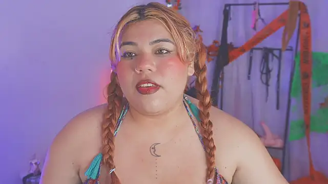 Snapshot of Samanta_cutee chatting on November 2025 12:40:02 PM Samanta cutee online show from November 2025 12:40:02 PM