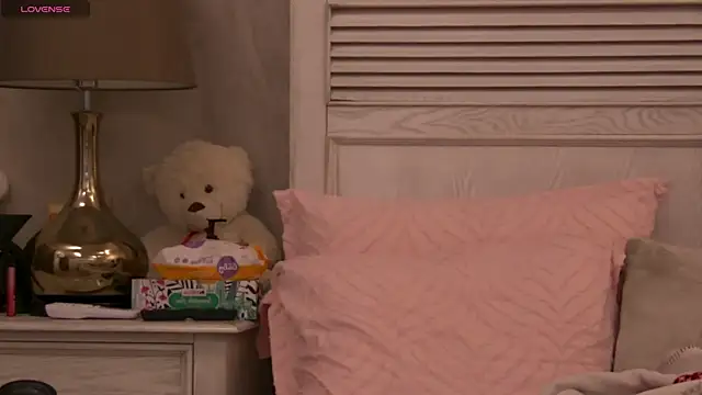 GinaMence online show from January 2025 04:46:02 PM