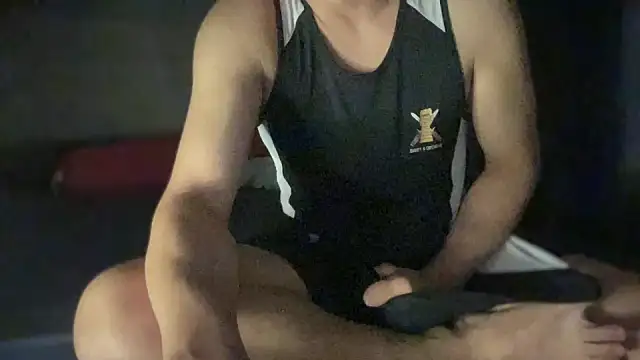 FRIENDLY-GIANT89 online show from January 2025 06:10:01 PM