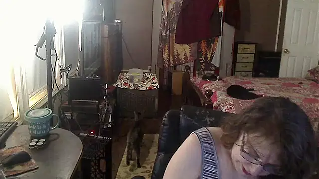 Snapshot of Ireallysquirt chatting on September 2025 11:10:02 PM Ireallysquirt online show from September 2025 11:10:02 PM