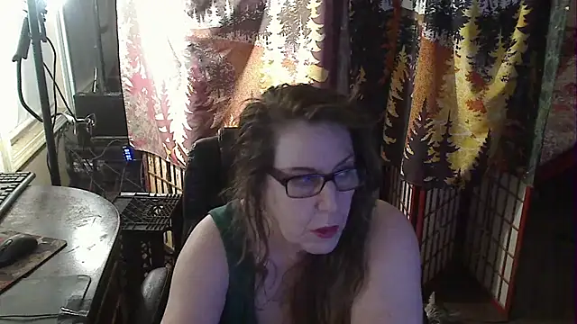 Snapshot of Ireallysquirt chatting on October 2025 01:29:01 AM Ireallysquirt online show from October 2025 01:29:01 AM