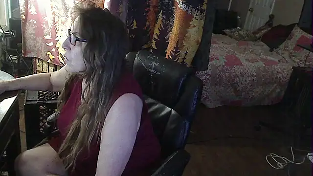 Snapshot of Ireallysquirt chatting on November 2025 10:52:02 PM Ireallysquirt online show from November 2025 10:52:02 PM