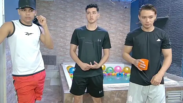 Snapshot of Boysgang_sex chatting on October 2025 11:40:01 AM Boysgang sex online show from October 2025 11:40:01 AM