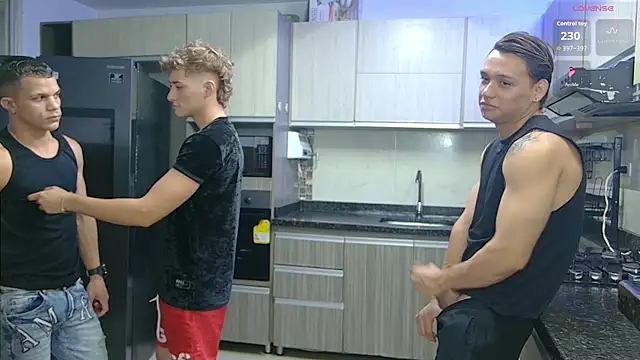 Snapshot of Boysgang_sex chatting on November 2025 11:32:02 AM Boysgang sex online show from November 2025 11:32:02 AM