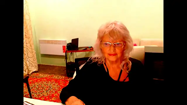 Snapshot of Natali7634 chatting on October 2025 06:17:01 PM Natali7634 online show from October 2025 06:17:01 PM