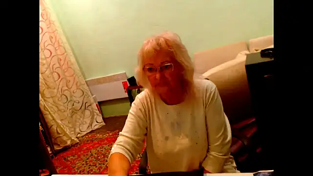 Snapshot of Natali7634 chatting on October 2025 03:29:02 AM Natali7634 online show from October 2025 03:29:02 AM