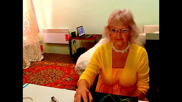 Snapshot of Natali7634 chatting on October 2025 07:43:01 AM Natali7634 online show from October 2025 07:43:01 AM