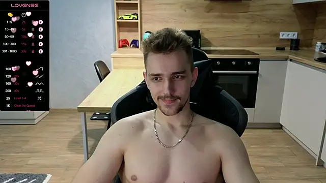 Larstar01 online show from January 2025 09:02:01 PM