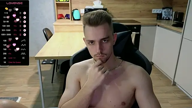 Larstar01 online show from February 2025 10:28:02 PM