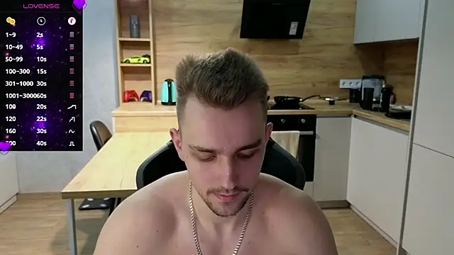 Larstar01 online show from February 2025 09:21:02 PM