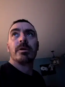 Snapshot of jonnyjenner chatting on November 2025 02:42:02 AM jonnyjenner online show from November 2025 02:42:02 AM