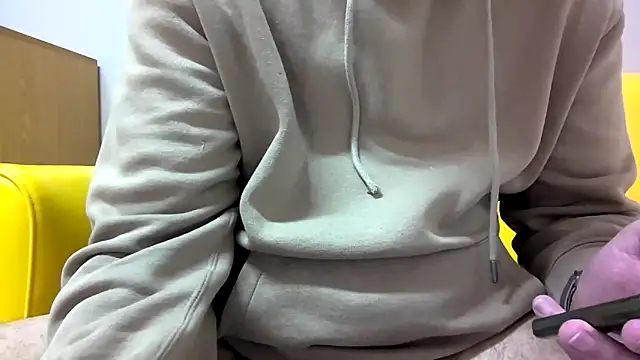 Snapshot of elpepee00 chatting on February 2025 04:36:01 PM elpepee00 online show from February 2025 04:36:01 PM