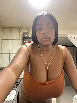 sammanta boobs online show from December 2024 02:41:02 PM