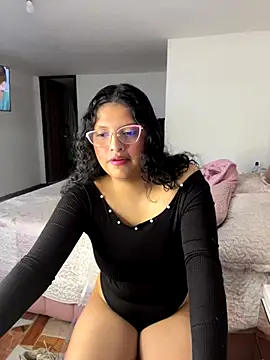 tati  22 online show from November 2025 05:02:02 PM