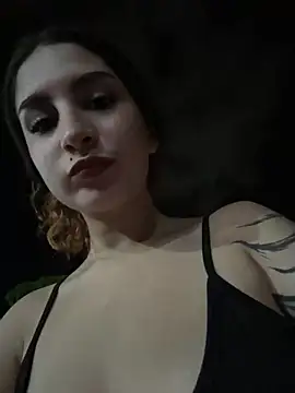 Snapshot of Mon_Cherry chatting on September 2025 12:36:02 AM Mon Cherry online show from September 2025 12:36:02 AM