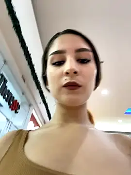 Snapshot of Mon_Cherry chatting on October 2025 12:52:02 AM Mon Cherry online show from October 2025 12:52:02 AM