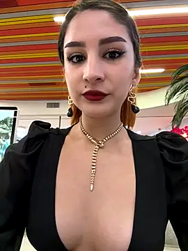 Snapshot of Mon_Cherry chatting on October 2025 01:30:02 AM Mon Cherry online show from October 2025 01:30:02 AM