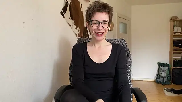 secretly naked online show from February 2025 10:48:02 AM