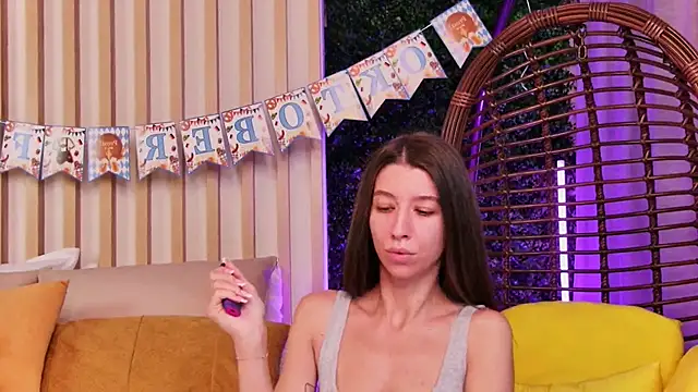 LunaWills  online show from October 2025 04:18:02 AM