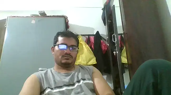naughtymike0007 online show from January 2025 03:39:02 PM