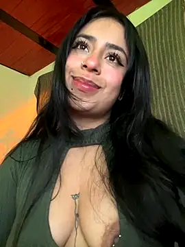 Snapshot of CieloTaylor chatting on September 2025 03:00:01 AM CieloTaylor online show from September 2025 03:00:01 AM