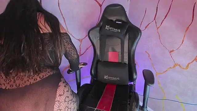 Deiisy Queen online show from December 2024 05:47:02 PM