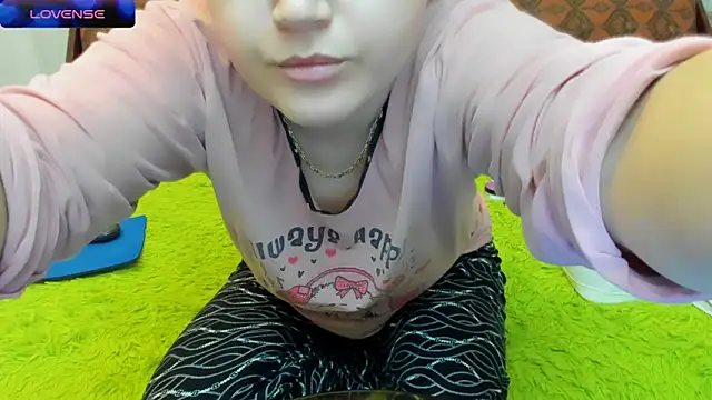 Anasunshine12 online show from December 2024 12:40:02 PM