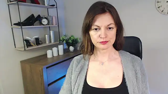 VivianWILD online show from February 2025 05:09:02 PM