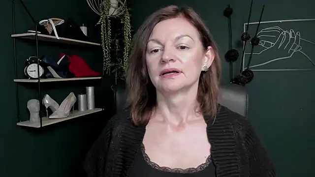 VivianWILD online show from September 2025 06:48:02 AM